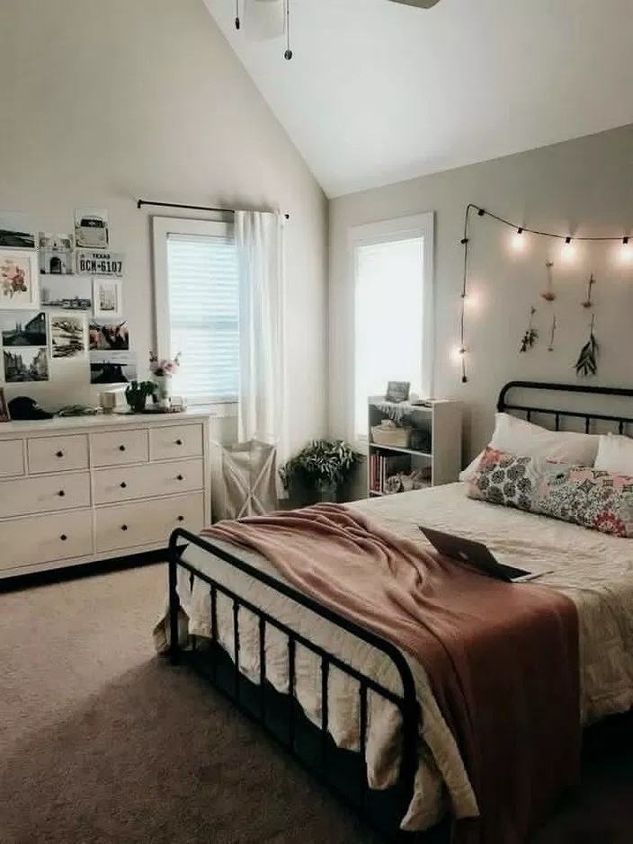 Mẫu thiết kế nội thất phòng ngủ với ánh sáng hoàn hảo