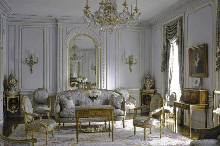 mẫu nội thất chung cư mạ vàng phong cách cổ điển đẹp hút hồn