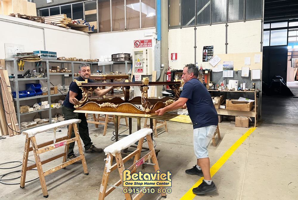 Giám đốc Betaviet ghé thăm nhà máy sản xuất nội thất tại Ý
