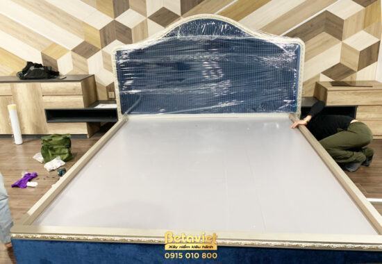 Ấn tượng với mẫu giường ngủ cao cấp mới nhất 2022 – TC21379